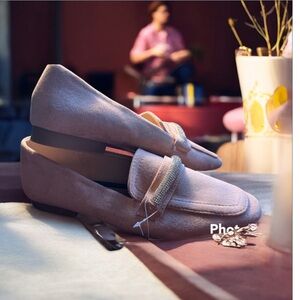 NWT Samilor Cream Suede Loafers Size 9 Rhinestone Detail Slip-On Flats